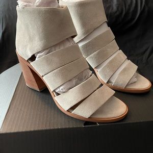 Frye Sandals